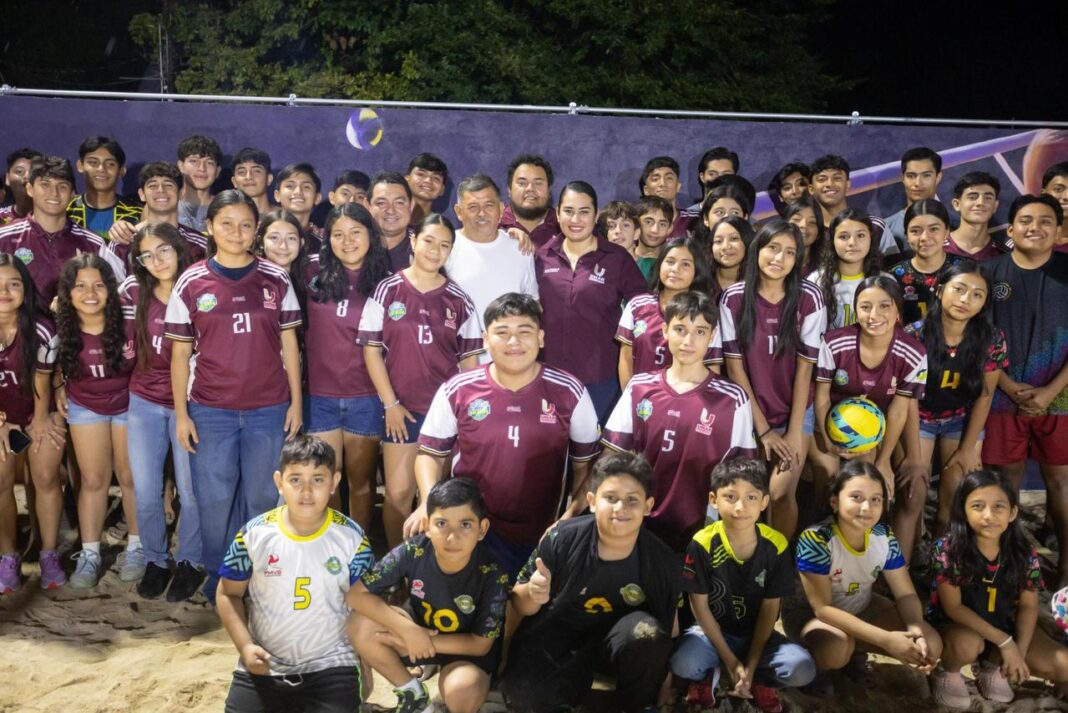 La alcaldesa Kenia Walldina Sauri fortalece la Transformación de Umán, entrega nueva cancha de voleibol de playa