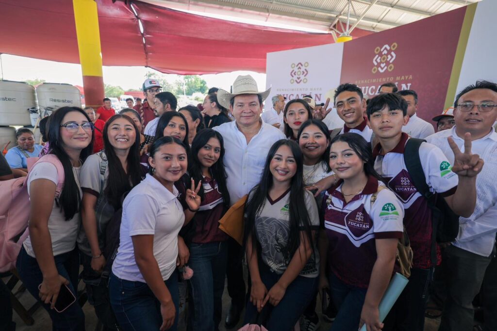 Yucatán avanza con infraestructura rural renovada