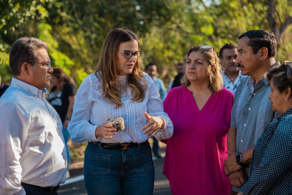 Entregan calles nuevas en la colonia San Juan Bautista