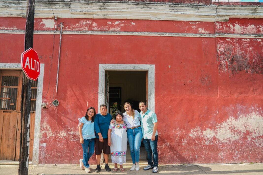 Ayuntamiento de Mérida garantiza seguridad patrimonial a familias