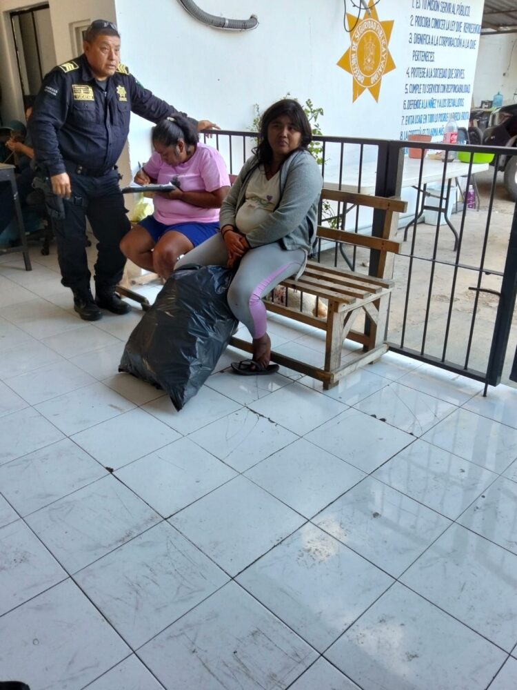 Rescatan por segunda vez a una mujer desorientada sobre en tramo Motul–Baca