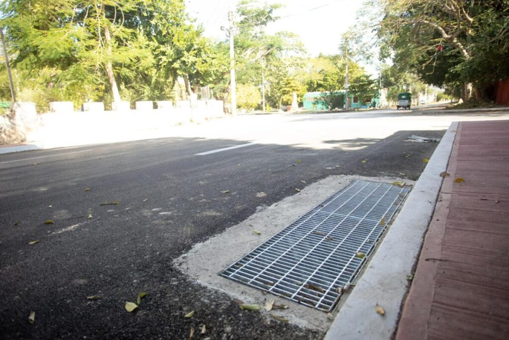 La alcaldesa de Umán, Kenia Walldina Sauri, transforma la Hacienda Itzincab con nueva vialidad integral