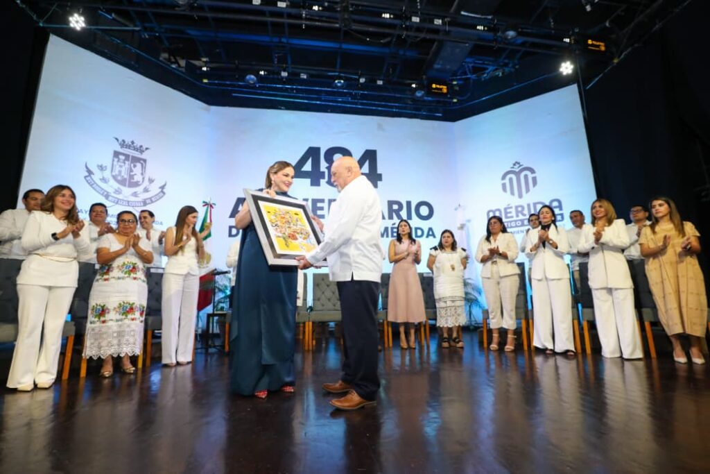 Celebra el aniversario con el "Año del Orden" y el Mérida Fest