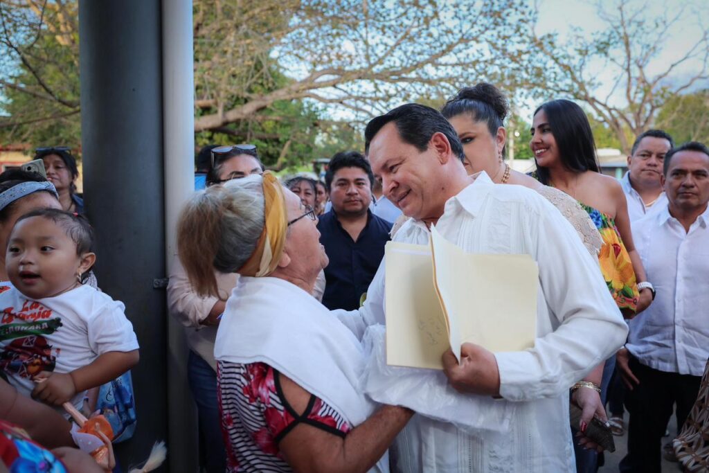 Gobierno de Yucatán entrega más de 200 Baños biodigestores para las familias en Halachó