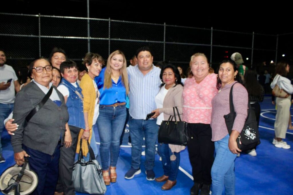 El alcalde Edwin Bojórquez inaugura parque y cancha de usos múltiples en Reparto Granjas, Kanasín