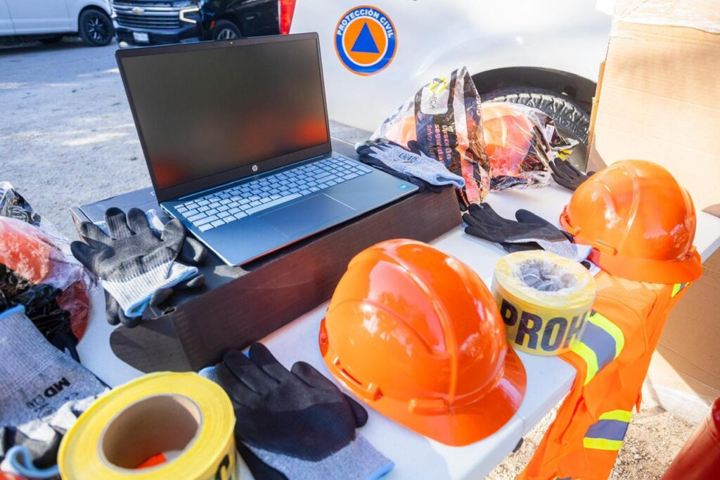 La alcaldesa Kenia Walldina Sauri fortalece la capacidad de Umán ante las emergencias con apoyo de más equipo para Protección Civil