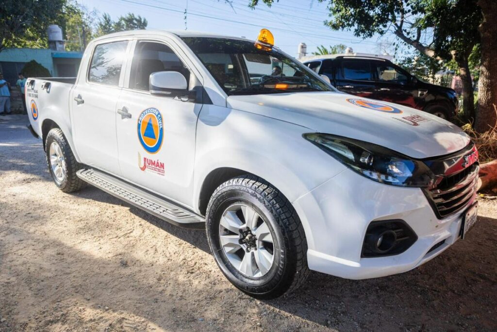 La alcaldesa Kenia Walldina Sauri fortalece la capacidad de Umán ante las emergencias con apoyo de más equipo para Protección Civil