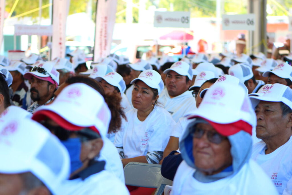 Joaquín Díaz Mena / Renacimiento Maya inicia la entrega del programa Respeto la Veda 2026 en beneficio de pescadores