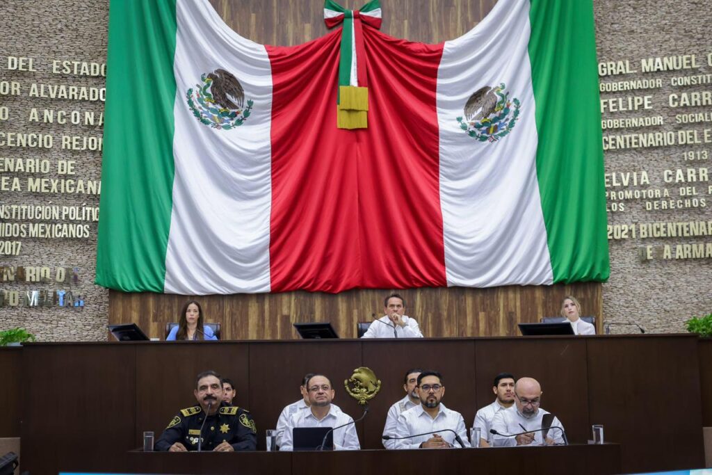 Secretarios estatales presentan ante el Congreso avances del primer año del Renacimiento Maya