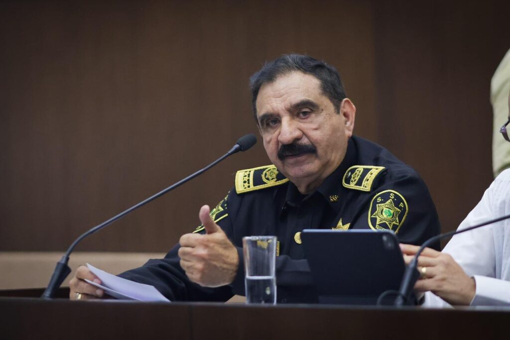 Secretarios estatales presentan ante el Congreso avances del primer año del Renacimiento Maya