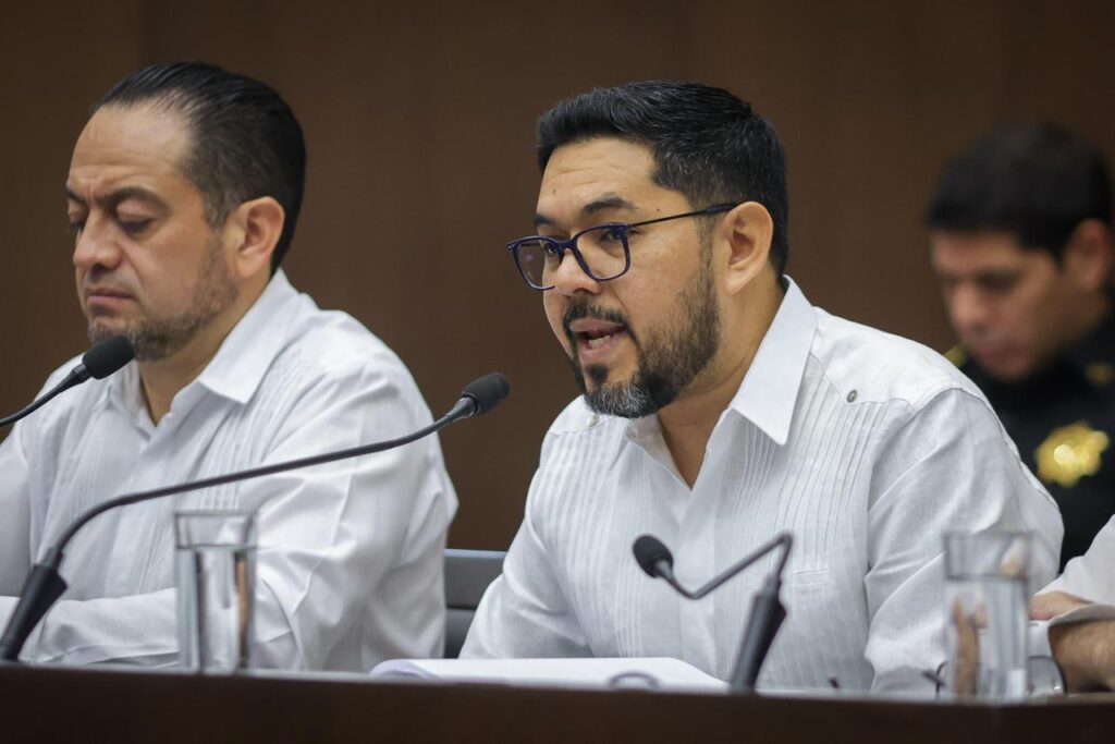 Secretarios estatales presentan ante el Congreso avances del primer año del Renacimiento Maya