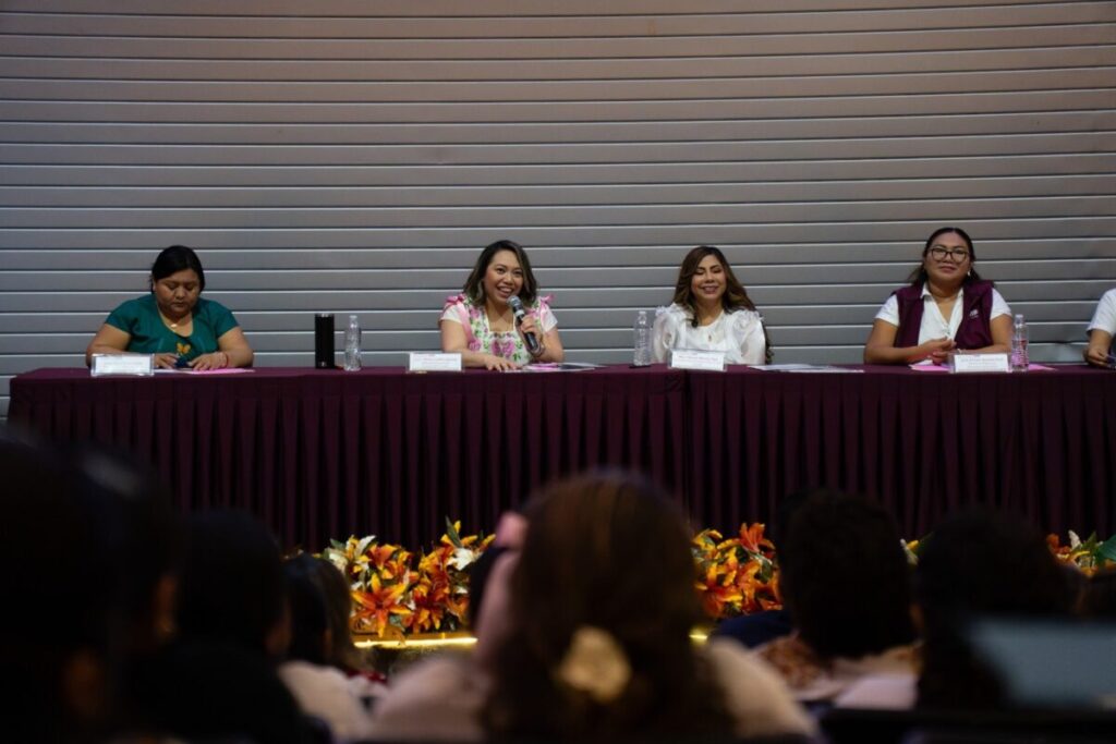 DIF Yucatán impulsa Mundial del Renacimiento Familiar en los 106 municipios