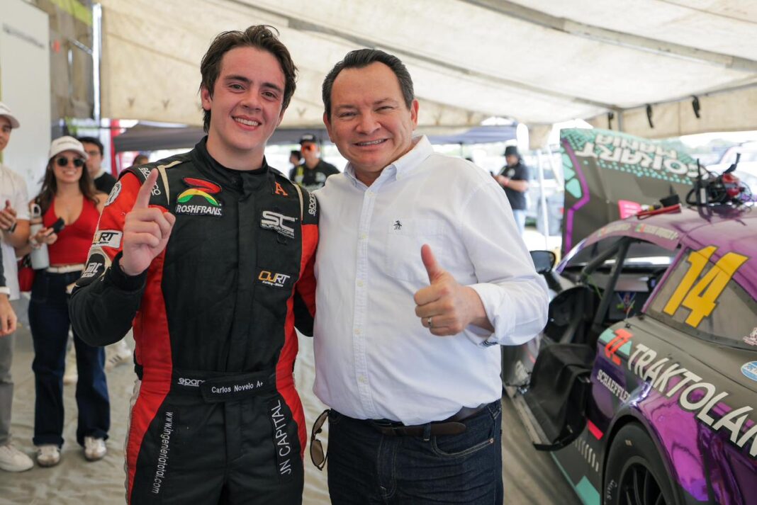 Gobernador Joaquín Díaz Mena encabeza premiación de la Súper Copa Roshfrans en el Autódromo de Yucatán / Carlos Novelo