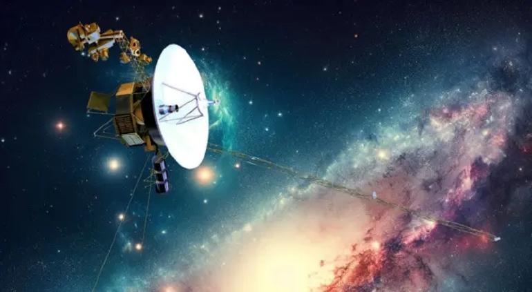 El eco de las estrellas: astrónomos aficionados detectan la señal de la Voyager 1