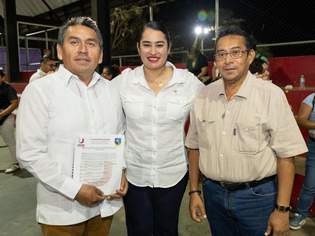 Kenia Walldina Sauri escucha a la ciudadanía de Umán; prioriza obras para mejorar los servicios con participación de los y las umanenses 