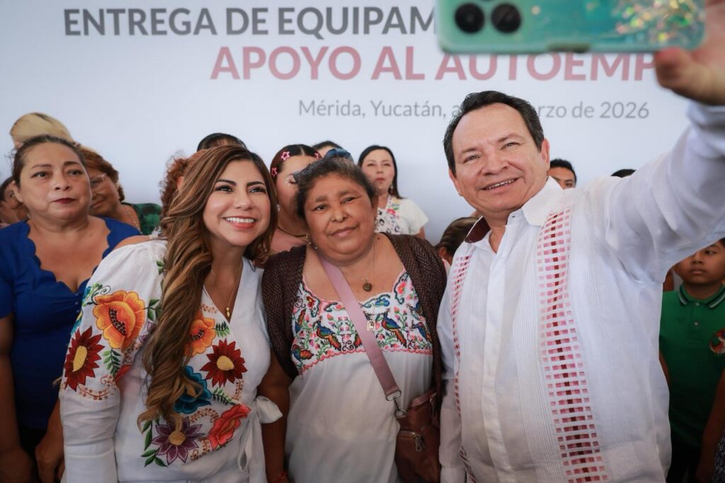 Renacimiento Maya impulsa el autoempleo en Yucatán: Gobierno entrega herramientas y maquinaria a más de 100 proyectos productivo
