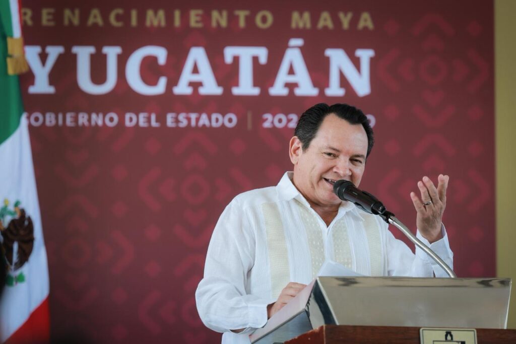 Gobierno entrega más de 1.7 millones de pesos en créditos para mujeres emprendedoras en Yucatán