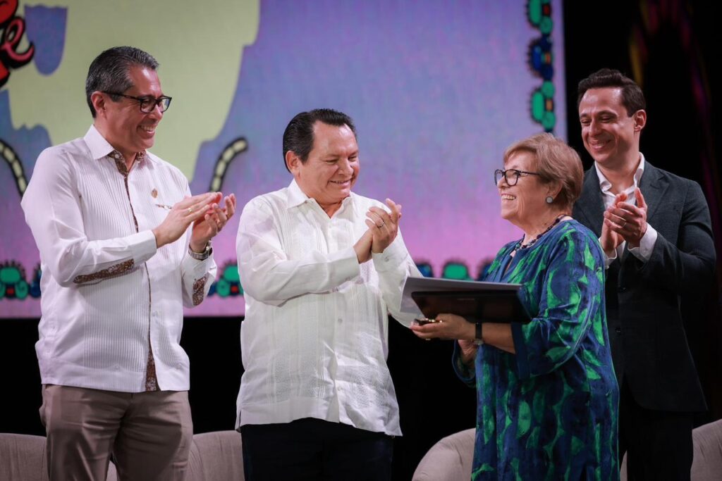 Yucatán se llena de libros: Joaquín "Huacho" Díaz Mena inaugura la Filey 2026, la mayor fiesta literaria del sureste