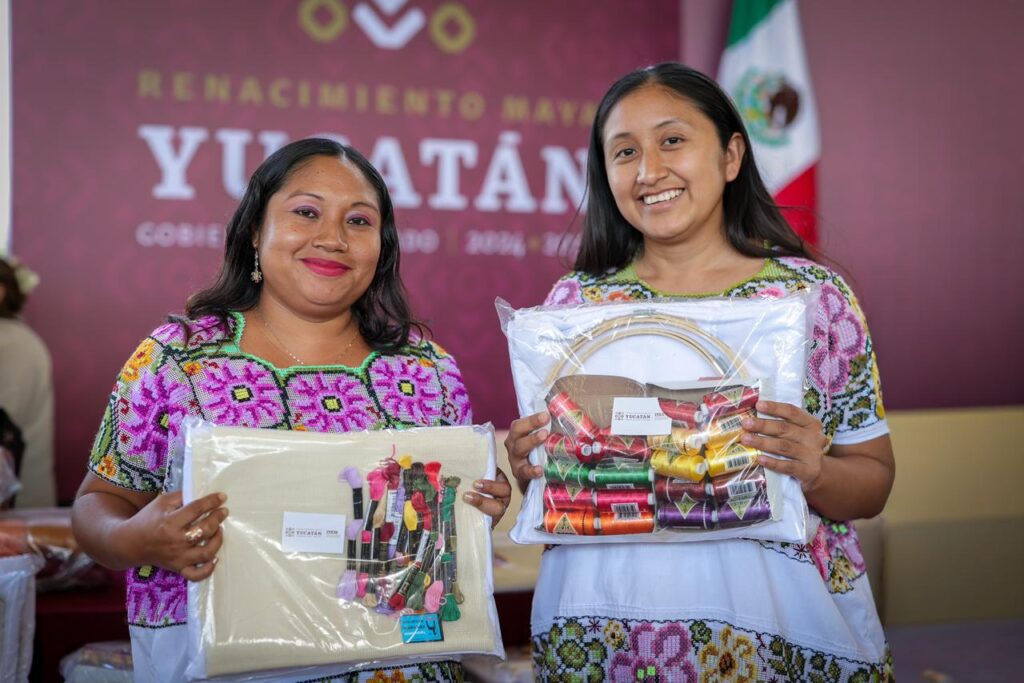 Impulso histórico al arte yucateco: Más de 1,200 artesanos reciben apoyo del Renacimiento Maya para transformar su futuro / Joaquín Díaz Mena