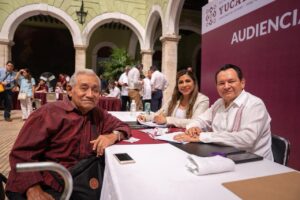 El Gobernador Joaquín Díaz Mena atiende de frente a la ciudadanía a través de los "Audiencias con el Pueblo"