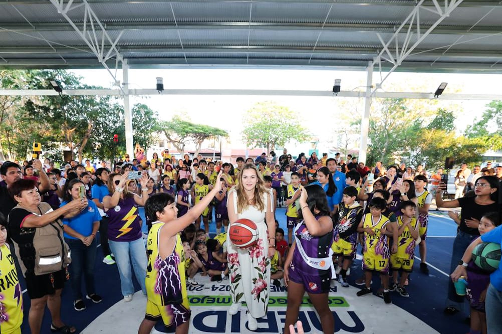 Cecilia Patrón entrega obras deportivas en Brisas y La Floresta Mérida 2026