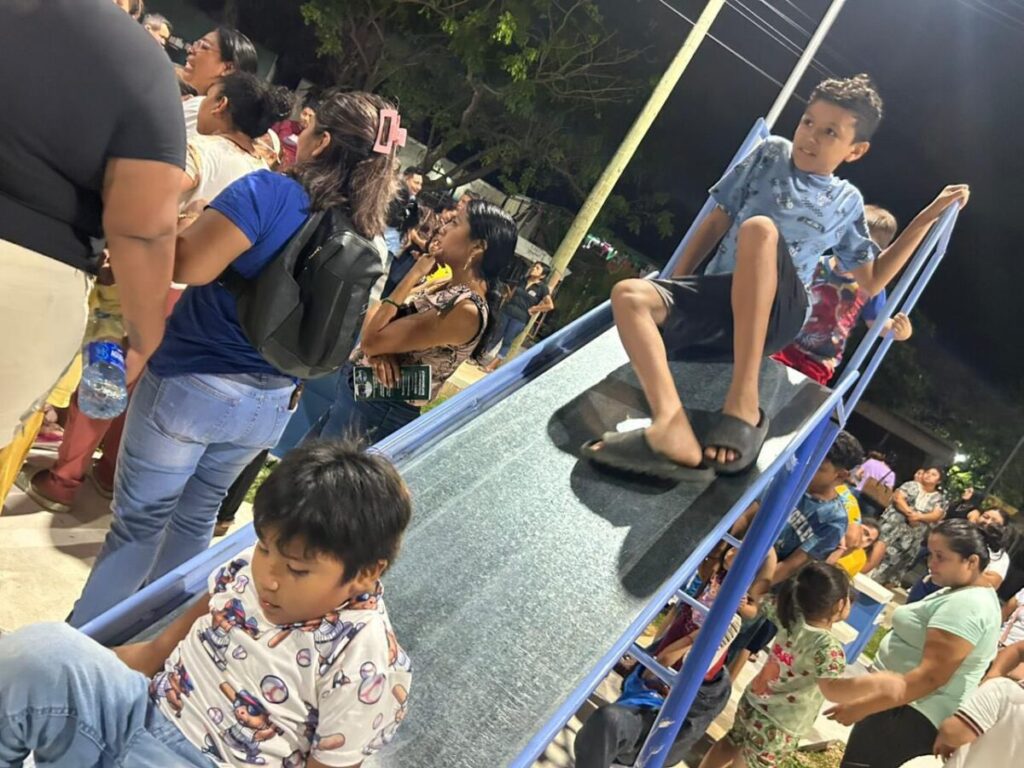 El alcalde Edwin Bojórquez entregan nuevo parque en Cerritos Mulchechén para fortalecer la convivencia familiar