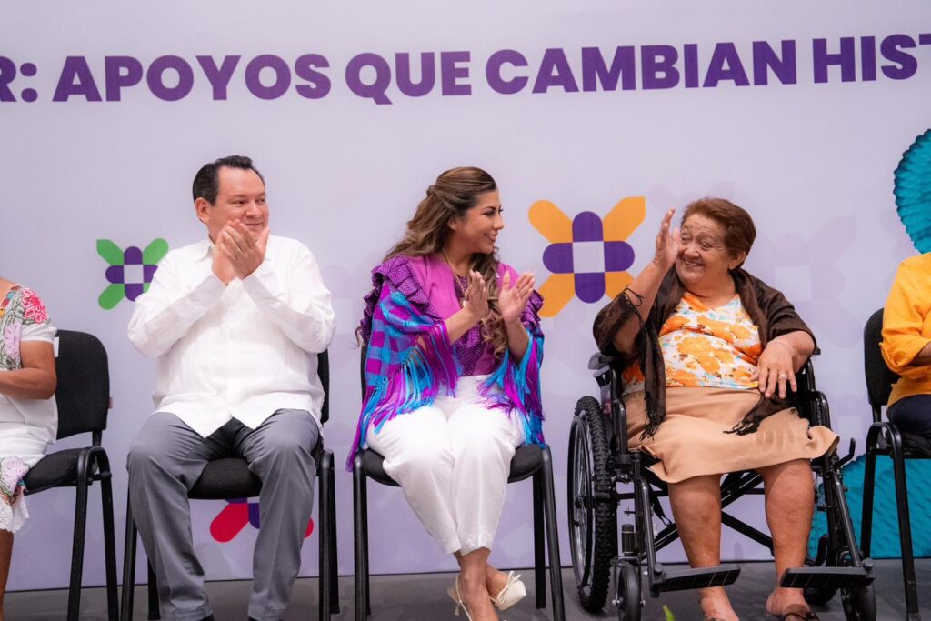 El Gobernador Joaquín Díaz Mena entregan apoyos que transforman vidas en Yucatán 