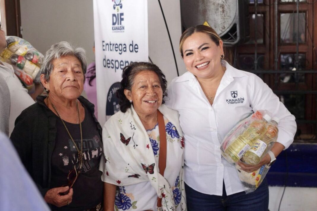 “Esperanza que alimenta”: DIF de Kanasín fortalece apoyo a familias vulnerables con entrega de despensas / Edwin Bojórquez Ramírez y Raquel Balam Rocha de Bojórquez