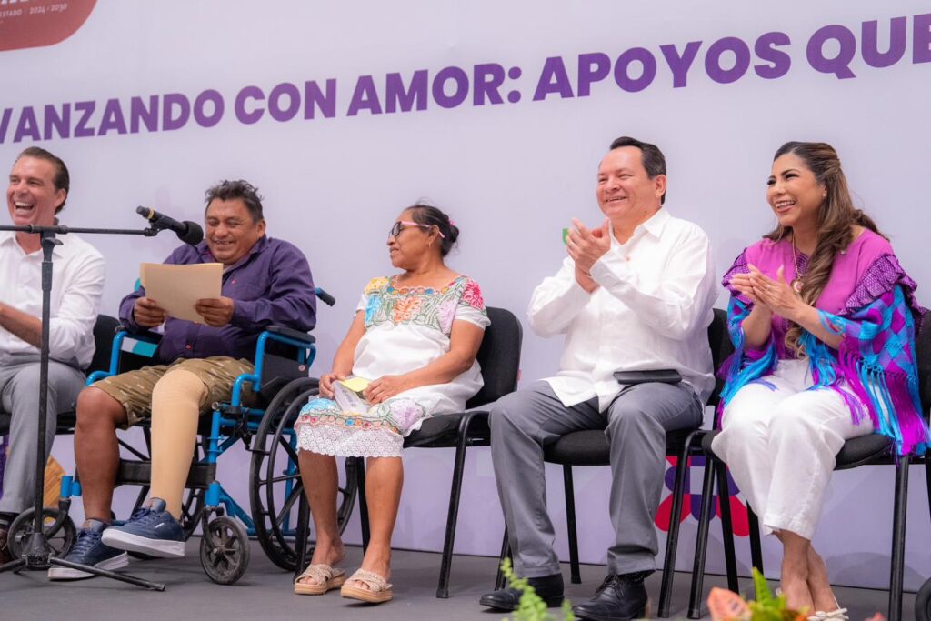 El Gobernador Joaquín Díaz Mena entregan apoyos que transforman vidas en Yucatán 