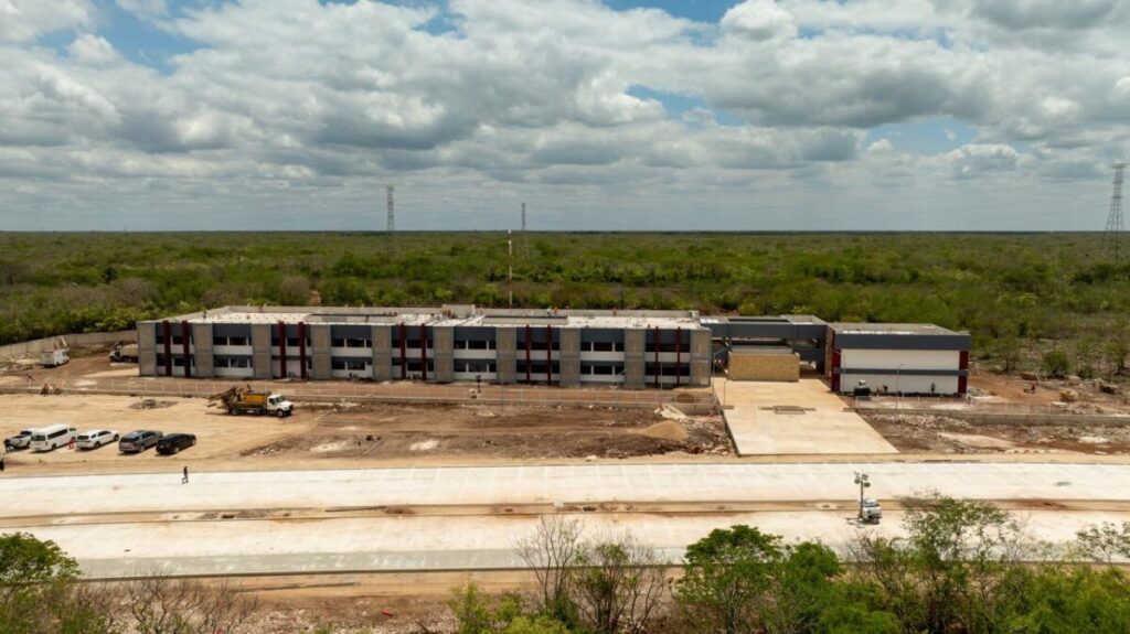 Para el municipio de Kanasín, la apertura de esta universidad representa una transformación de su tejido social.