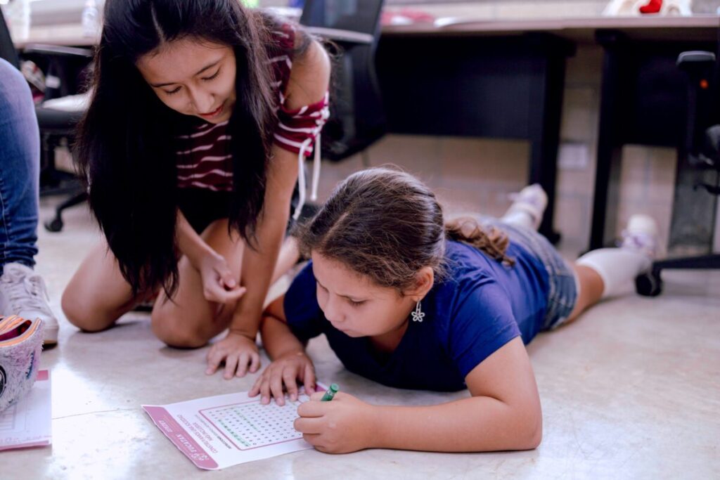 Gobierno de Yucatán y Secihti invitan a niñas y niños a desarrollar su creatividad científica