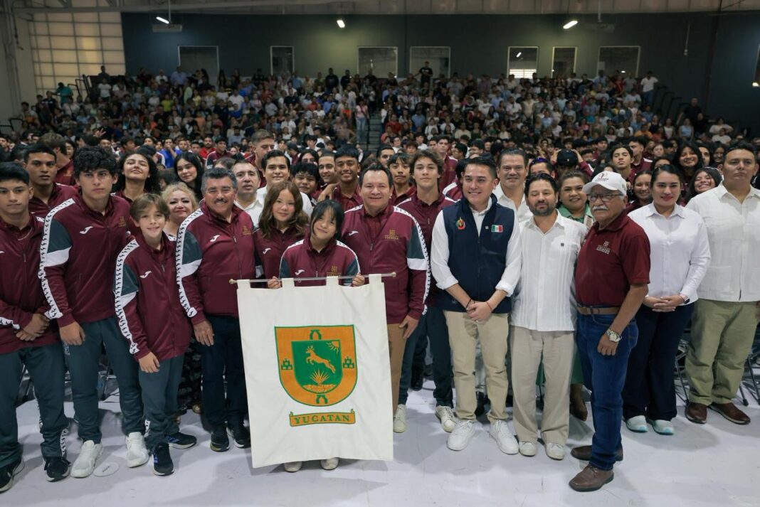 Abanderan a delegación yucateca rumbo a la Olimpiada Nacional Conade 2026 / Joaquín Díaz Mena