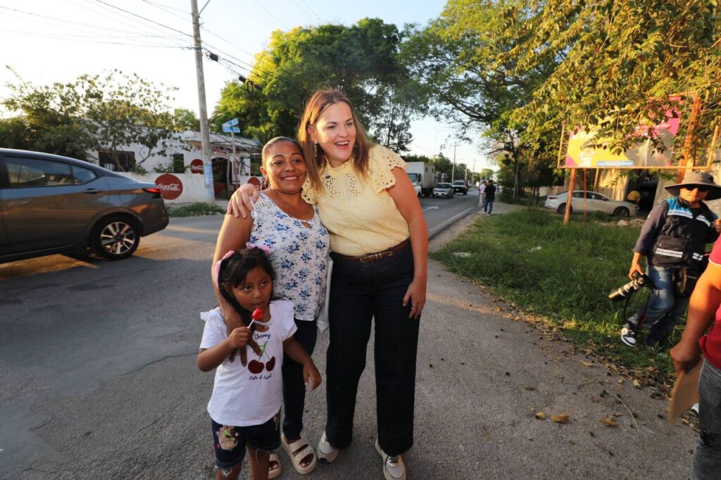 La alcaldesa Cecilia Patrón Laviada realiza mejoras en comisarías como Santa Cruz Palomeque de Mérida
