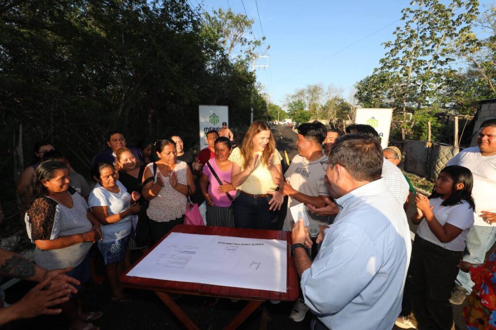 La alcaldesa Cecilia Patrón Laviada realiza mejoras en comisarías como Santa Cruz Palomeque de Mérida