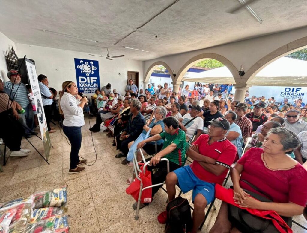 “Esperanza que alimenta”: DIF de Kanasín fortalece apoyo a familias vulnerables con entrega de despensas / Edwin Bojórquez Ramírez y Raquel Balam Rocha de Bojór