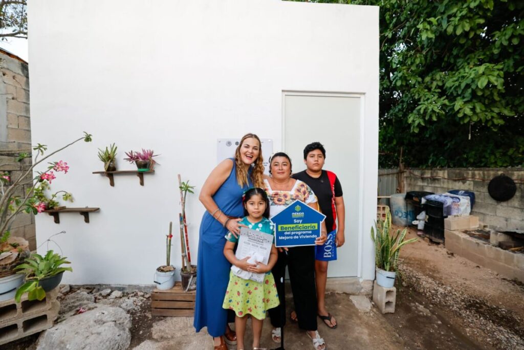 Entrega de viviendas digna en Mérida 2026 por Cecilia Patrón.