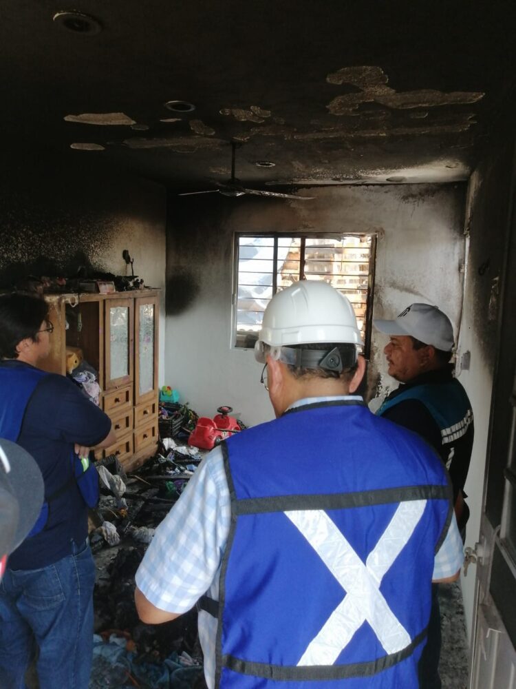El Ayuntamiento de Mérida mantiene acompañamiento permanente a familias afectadas por incendio en San Luis Sur Dzununcán