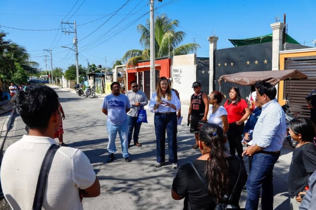 El Ayuntamiento de Mérida mantiene acompañamiento permanente a familias afectadas por incendio en San Luis Sur Dzununcán