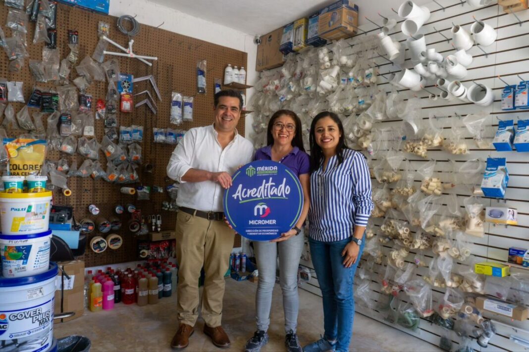 Ayuntamiento de Mérida construye historias con futuro: Se fortalecen a negocios familiares desde la base/ Mauricio Díaz Montalvo / Cecilia Patrón Laviada