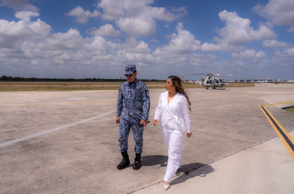 DIF Yucatán impulsa proyectos de vida para adolescentes de Casa Otoch con visita a la 17ª Zona Aérea Militar / Mtra. Wendy Méndez Naal