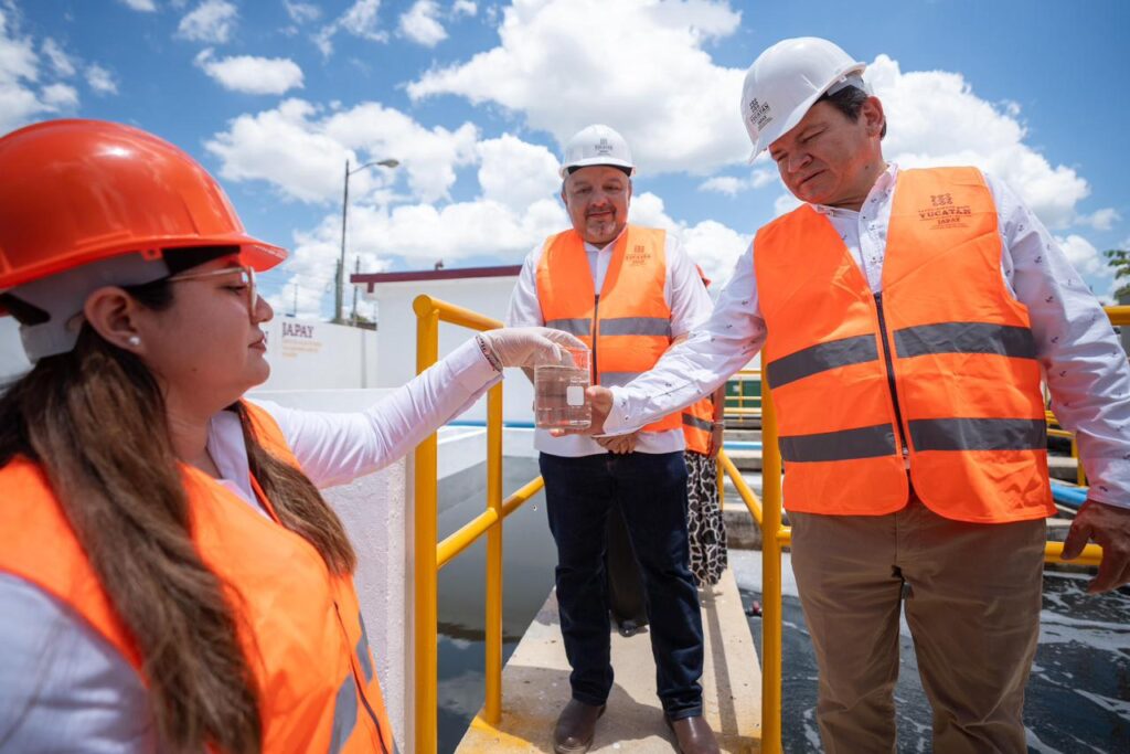 Rehabilitan planta de tratamiento en Mérida tras años de abandono / Joaquín Díaz Mena y Francisco Torres Rivas