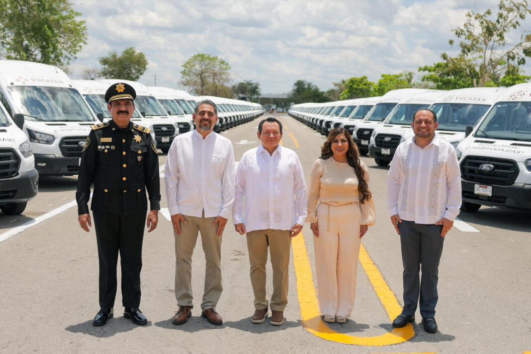 Gobierno de Yucatán fortalece el acceso a la salud con 150 nuevas unidades de traslado / Joaquín Díaz Mena
