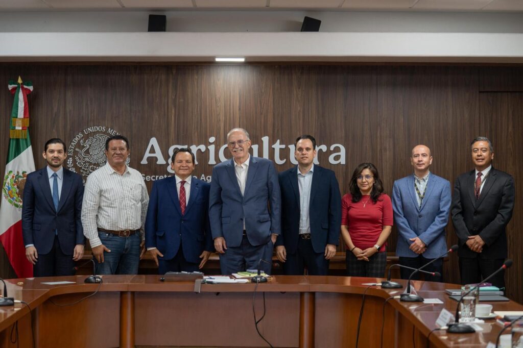 Joaquín Díaz Mena fortalece proyección internacional para Yucatán ante la Cancillería de México