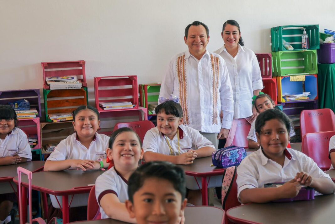 Renacimiento Maya fortalece educación y movilidad en Umán con nuevas obras / Joaquín Díaz Mena