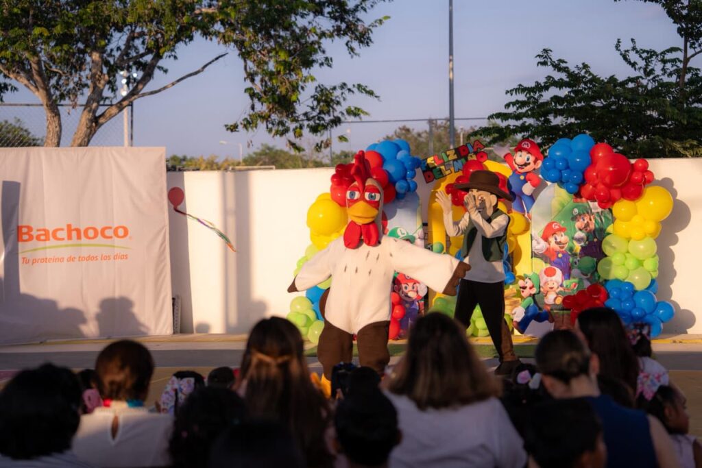 🎉 DIF Yucatán celebra el Día de la Niñez con niñas, niños y adolescentes de Casa Otoch y Otoch K’iin / Mtra Wendy Méndez Naal