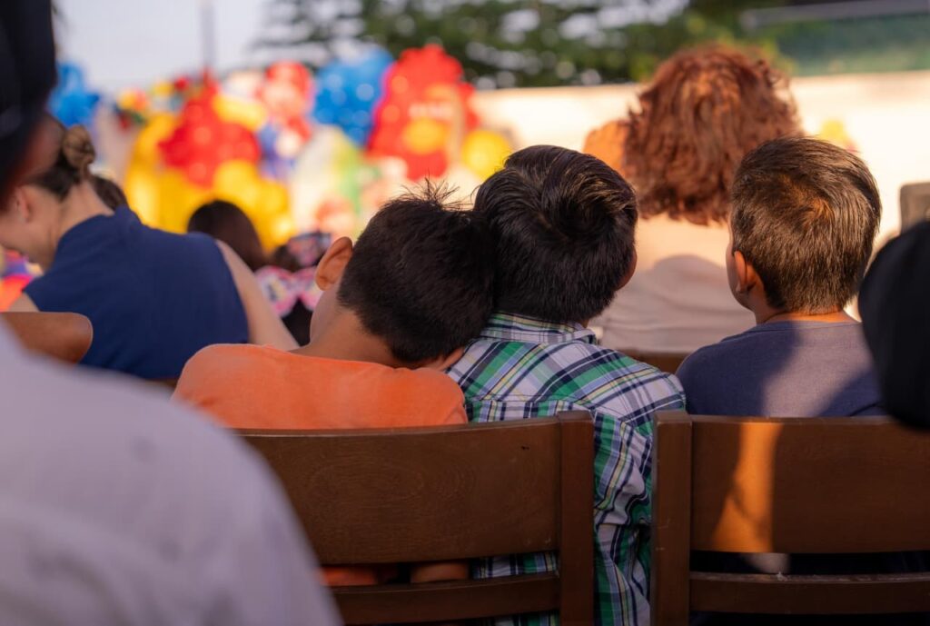 🎉 DIF Yucatán celebra el Día de la Niñez con niñas, niños y adolescentes de Casa Otoch y Otoch K’iin / Mtra Wendy Méndez Naal