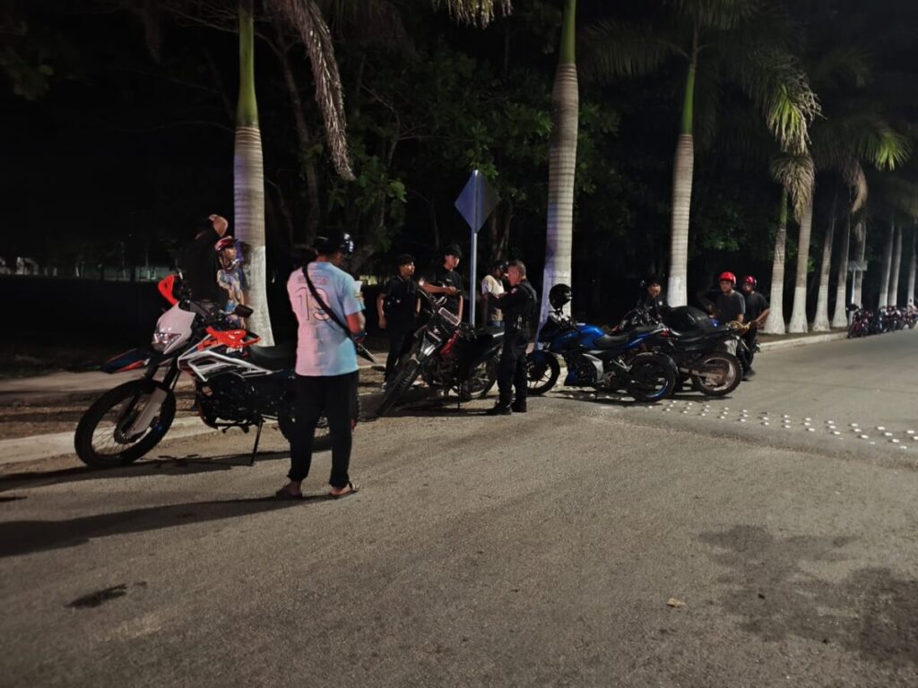 Caen motociclistas menores de edad en pleno “arrancones” en Tizimín: Seis unidades aseguradas en el operativo