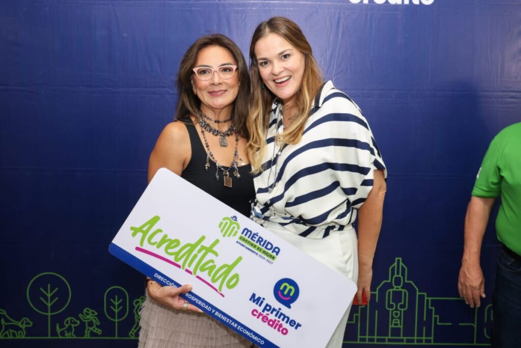 Cecilia Patrón Laviada rompe récord histórico en entrega de créditos para emprendedores en Mérida