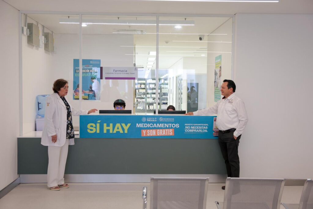 Gobernador "Huacho" Díaz Mena supervisa farmacia del nuevo O’Horán y garantiza medicamentos gratuitos
