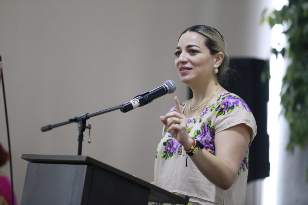 Revista Tsikbal dedica nueva edición a reconocer el legado y liderazgo de las mujeres yucatecas / Congreso de Yucatán